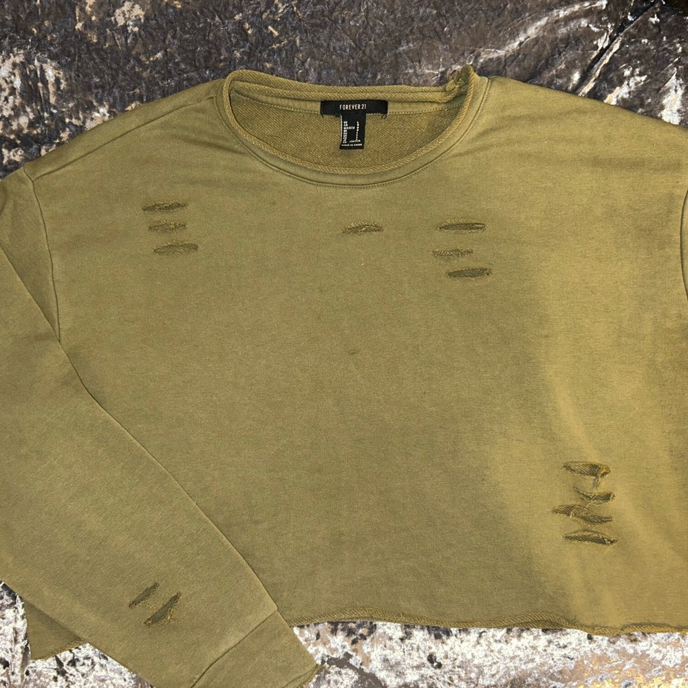 Dark green long sleeve sweatshirt with cut outs!